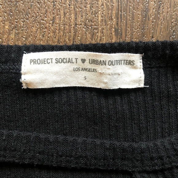 Urban outfitters black cutout long sleeve - Picture 2 of 3